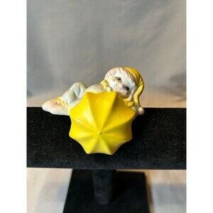 Vintage House of Lloyd Umbrella Clown House Sitting Figurine 1987